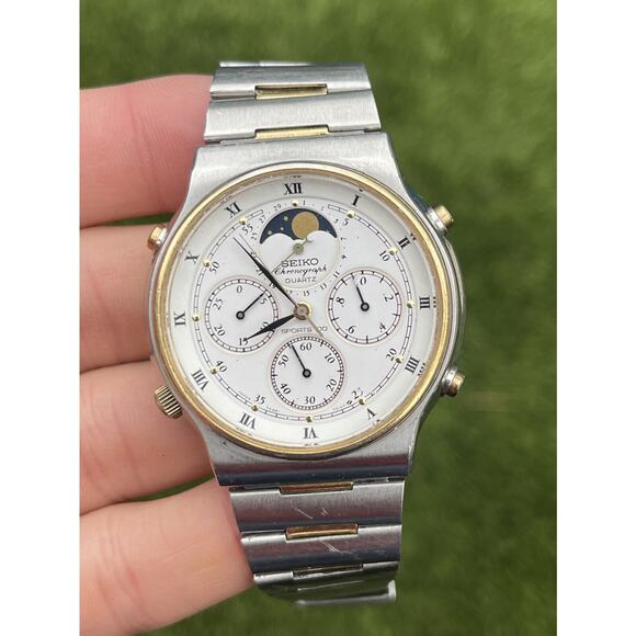 Vintage Seiko Sports 100 Moon Phase Chronograph Two Tone Quartz Watch 7a48 7009 - Picture 2 of 10